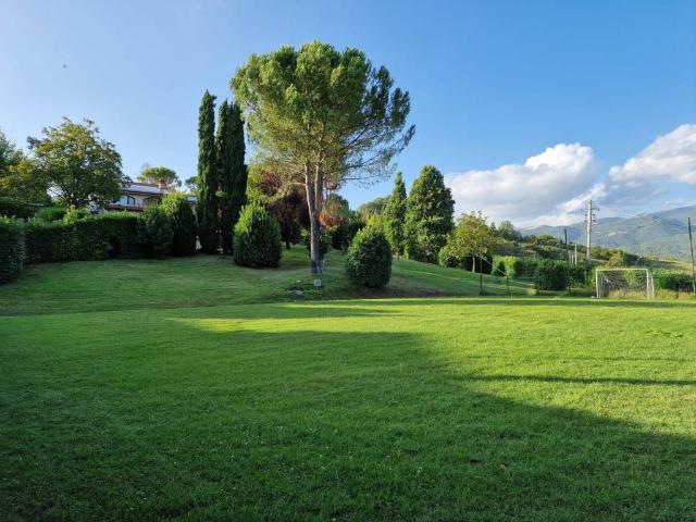 Villa Indipendente in vendita a Quattro Strade, Rieti