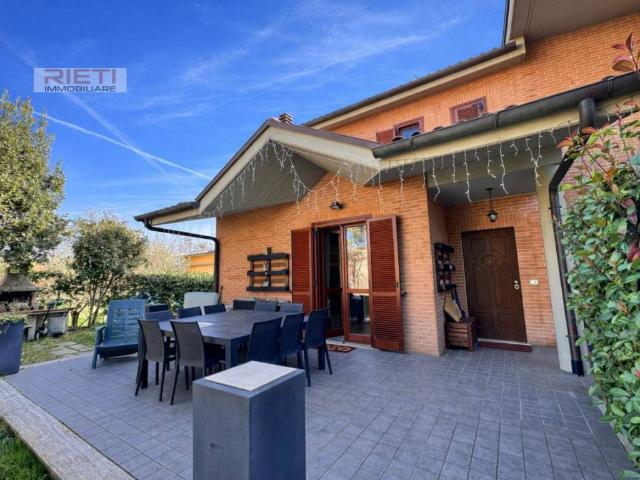 Villa Indipendente in vendita a Madonna del Cuore, Rieti