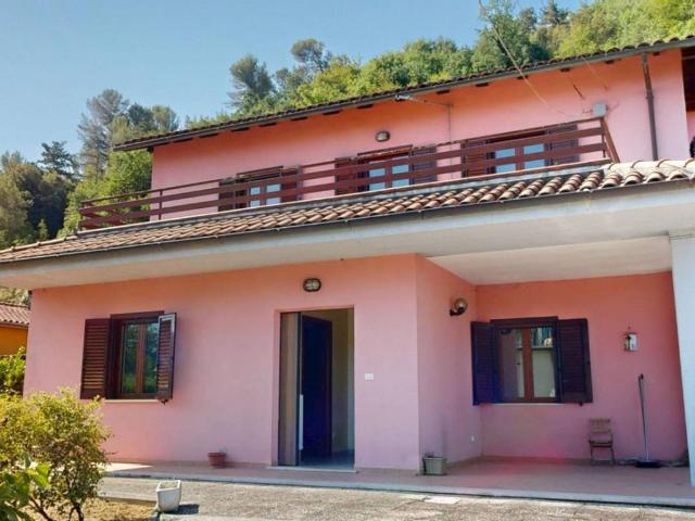 Villa Indipendente in vendita a Villa Reatina, Rieti
