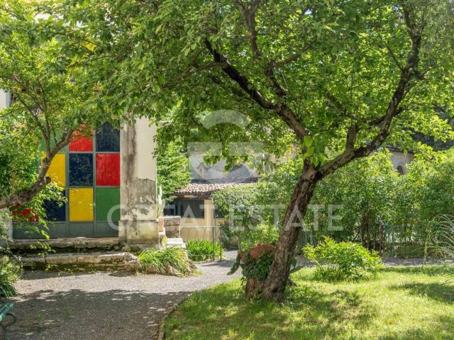 Villa Indipendente in vendita a Quattro Strade, Rieti