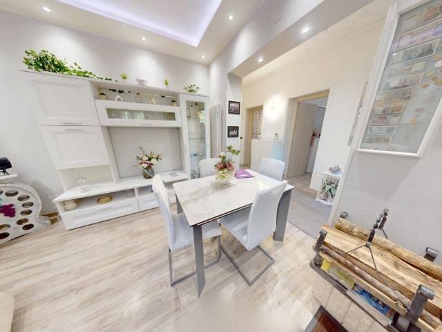 Villa Indipendente in vendita a Quattro Strade, Rieti