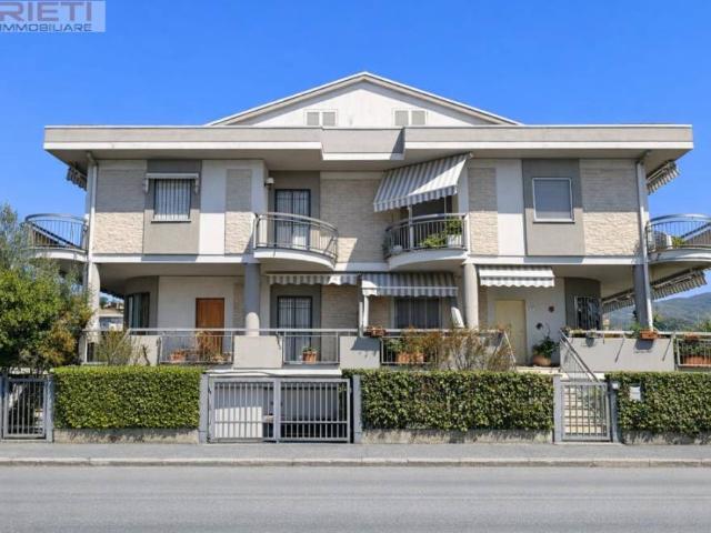 Villa Indipendente in vendita a Campoloniano, Rieti