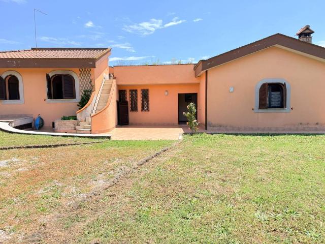 Villa Indipendente in vendita a Roma Capitale, Lazio