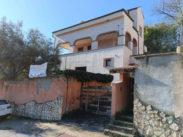 Villa Indipendente in vendita a Trullo, Roma Capitale