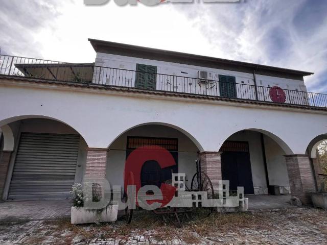 Villa Indipendente in vendita a Rignano Flaminio, Roma Capitale