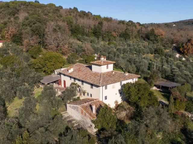 Villa Indipendente in vendita a Le Corti, Rignano Sull'arno