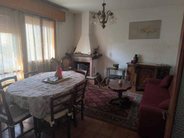Villa Indipendente in vendita a Rimini, Reggio Emilia
