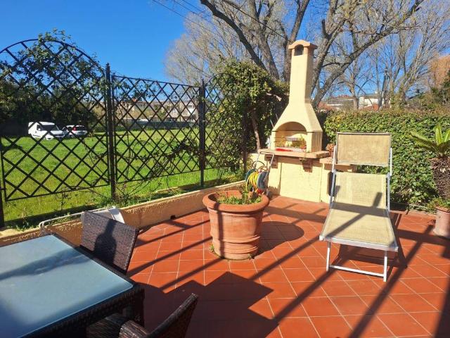 Villa Indipendente in vendita a Rimini, Reggio Emilia