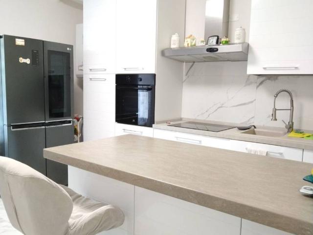 Villa Indipendente in vendita a Rimini, Reggio Emilia