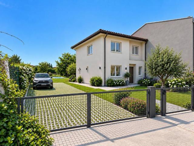 Villa Indipendente in vendita a Viserbella, Rimini