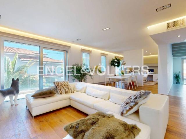 Villa Indipendente in vendita a Rimini, Reggio Emilia