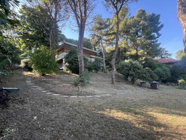 Villa Indipendente in vendita a Grotta Rossa, Rimini