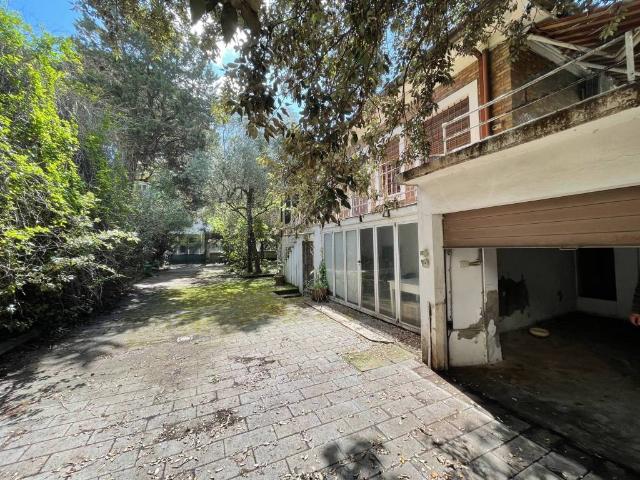 Villa Indipendente in vendita a Rimini, Reggio Emilia