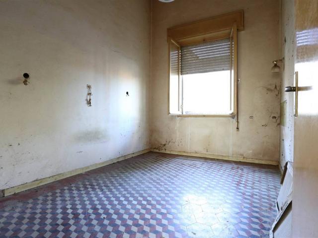 Villa Indipendente in vendita a Viserba Monte, Rimini