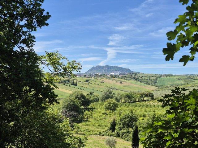 Villa Indipendente in vendita a Rimini