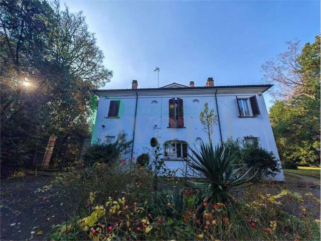 Villa Indipendente in vendita a Villaggio 1° maggio, Rimini