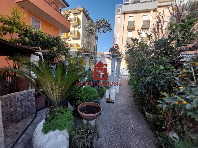 Villa Indipendente in vendita a Rimini, Reggio Emilia