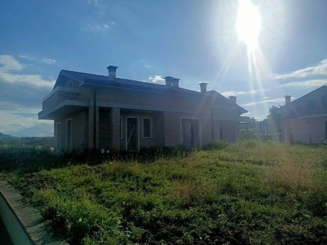 Villa Indipendente in vendita a Grotta Rossa, Rimini