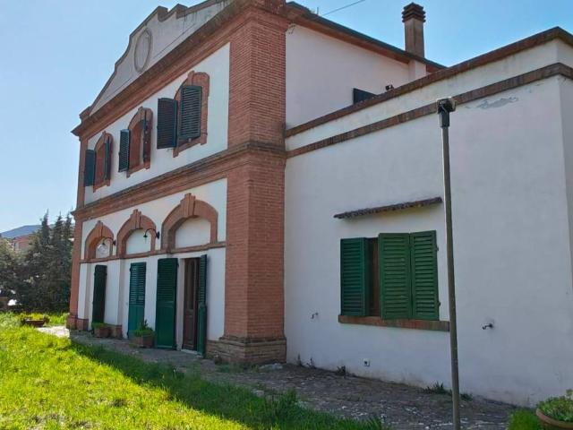 Villa Indipendente in vendita a Rio, Toscana