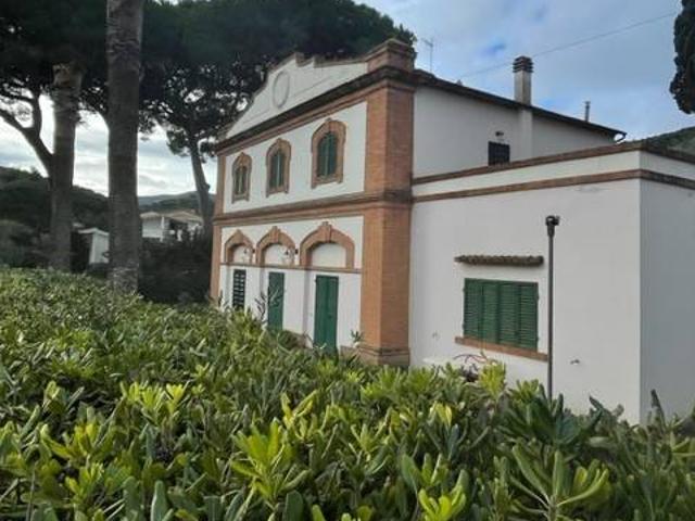 Villa Indipendente in vendita a Rio, Toscana