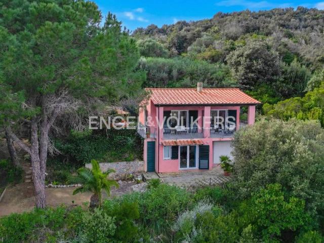 Villa Indipendente in vendita a Rio, Toscana