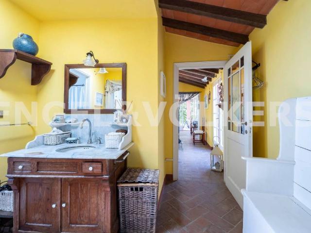 Villa Indipendente in vendita a Rio, Toscana