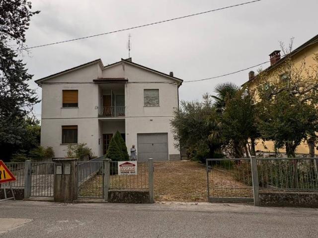 Villa Indipendente in vendita a Unione della Romagna Faentina, Riolo Terme