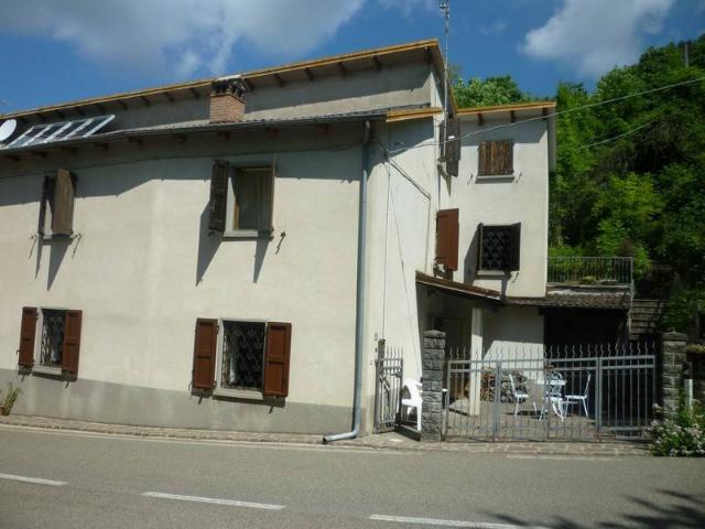 Villa Indipendente in vendita a Unione dei comuni del Frignano, Riolunato