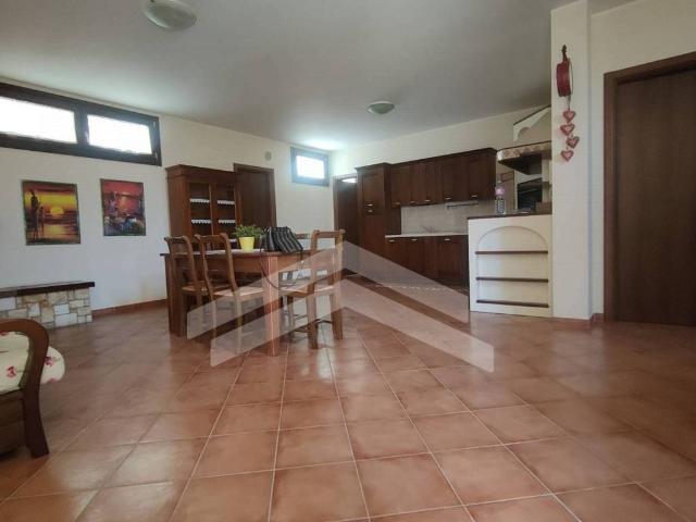 Villa Indipendente in vendita a Ripalimosani, Molise