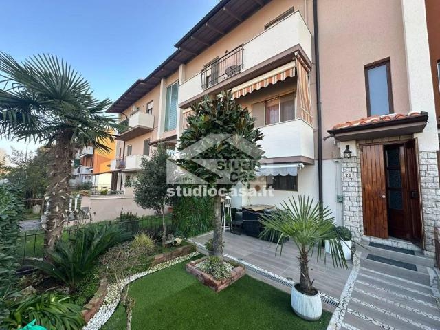 Villa Indipendente in vendita a Ripalta Cremasca, Lombardia