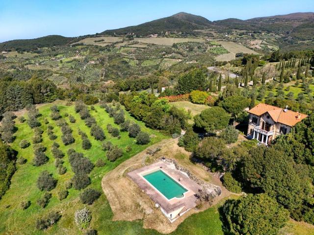 Villa Indipendente in vendita a Riparbella, Toscana