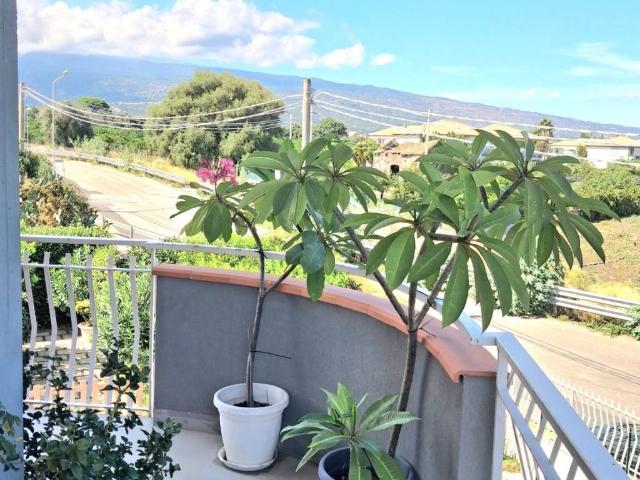 Villa Indipendente in vendita a Torre Archirafi, Riposto