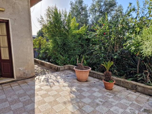 Villa Indipendente in vendita a Carruba, Riposto