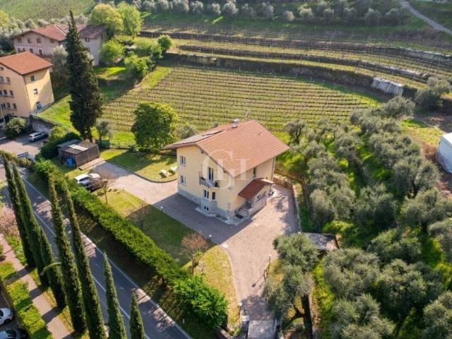 Villa Indipendente in vendita a Comunità Alto Garda e Ledro, Riva