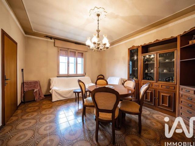 Villa Indipendente in vendita a Unione Terre e Fiumi, Ro