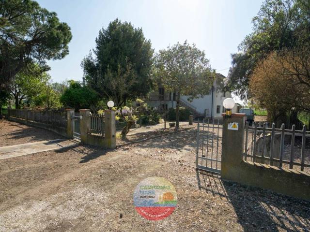 Villa Indipendente in vendita a Berra, Riva del Po