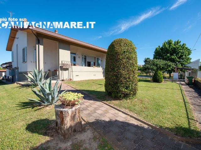 Villa Indipendente in vendita a Berra, Riva del Po