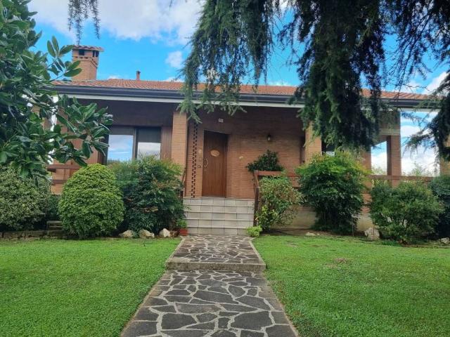 Villa Indipendente in vendita a Berra, Riva del Po