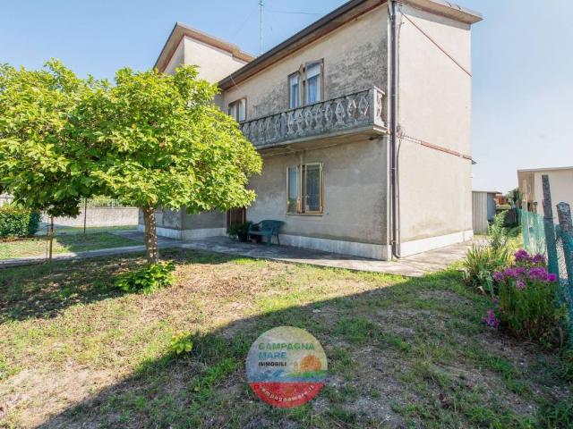 Villa Indipendente in vendita a Berra, Riva del Po