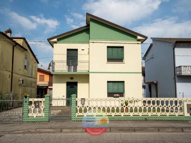 Villa Indipendente in vendita a Berra, Riva del Po