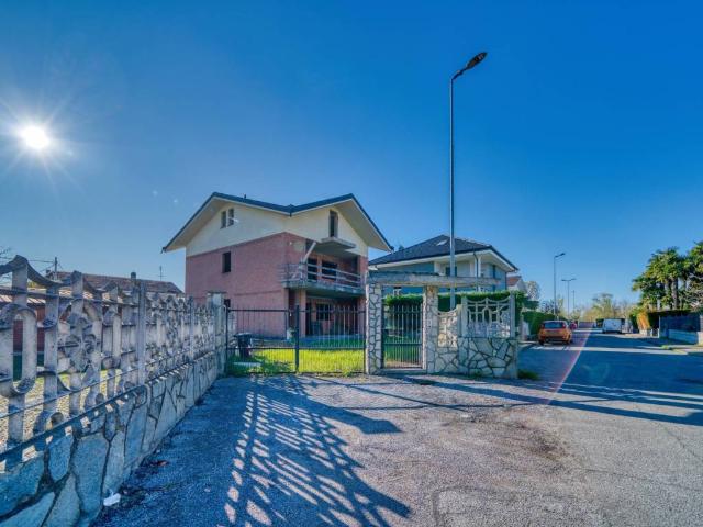 Villa Indipendente in vendita a Piemonte, Torino