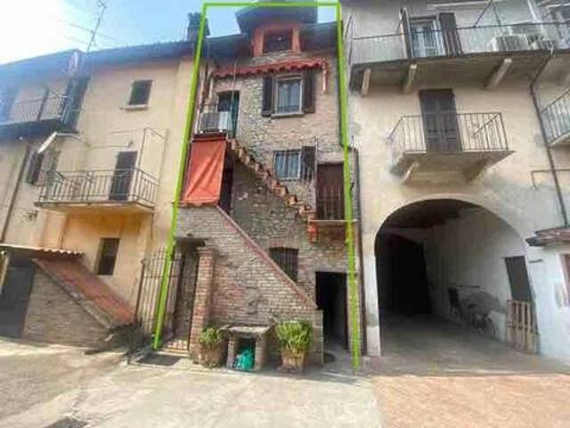 Villa Indipendente in vendita a Rivanazzano, Lombardia