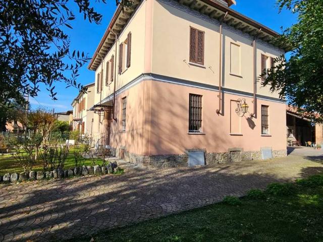 Villa Indipendente in vendita a Rivanazzano, Lombardia