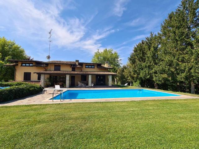 Villa Indipendente in vendita a Godiasco Salice Terme, Salice Terme