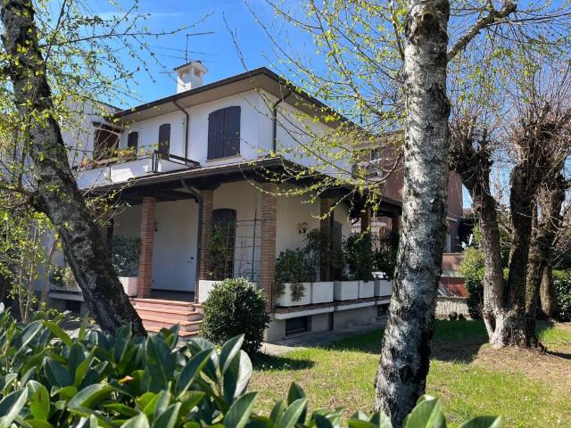 Villa Indipendente in vendita a Casa Matta, Rivergaro