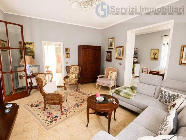 Villa Indipendente in vendita a Rivergaro, Reggio Emilia