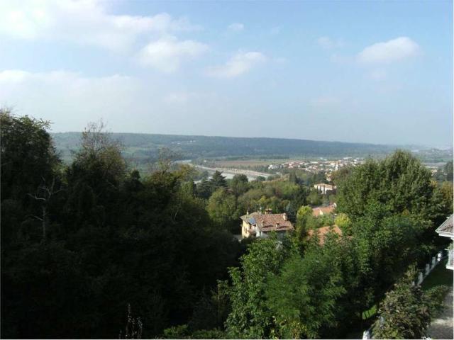 Villa Indipendente in vendita a Savignano, Rivergaro