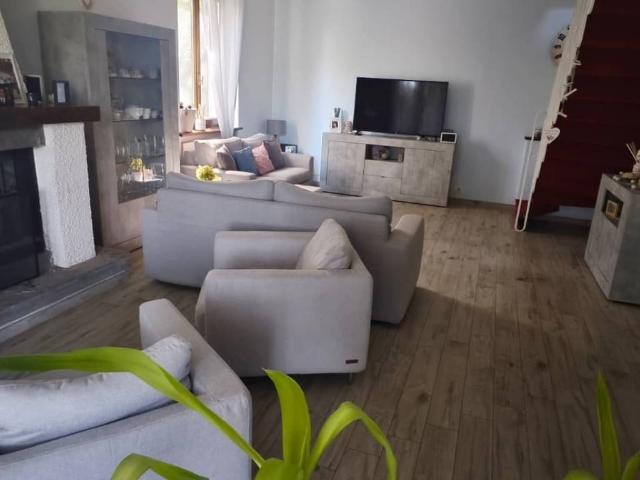 Villa Indipendente in vendita a Rivergaro, Reggio Emilia