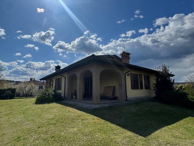 Villa Indipendente in vendita a Pieve Dugliara, Rivergaro