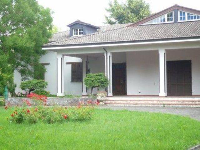 Villa Indipendente in vendita a Rivergaro, Reggio Emilia